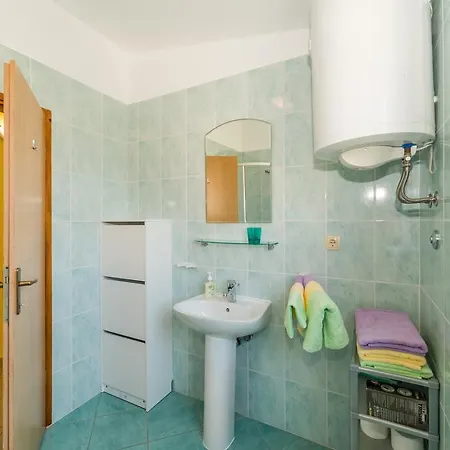 Apartment Jambreus *