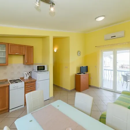 Jambreus Apartment *
